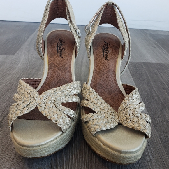 Lucky Brand Lainey Espadrille Wedge Gold Sandal Sz 6.5M - Picture 4 of 11